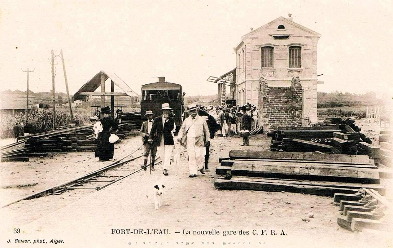 107- Fort de l'eau - La gare Bordj-el-kiffan.jpg